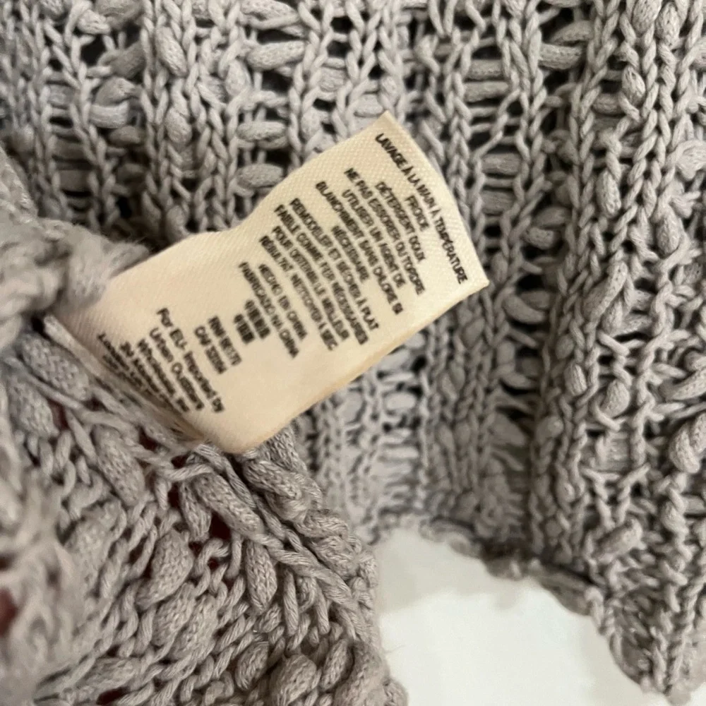 Freepeople comber Open Cotton knit beach sweater cropped size XS Gray